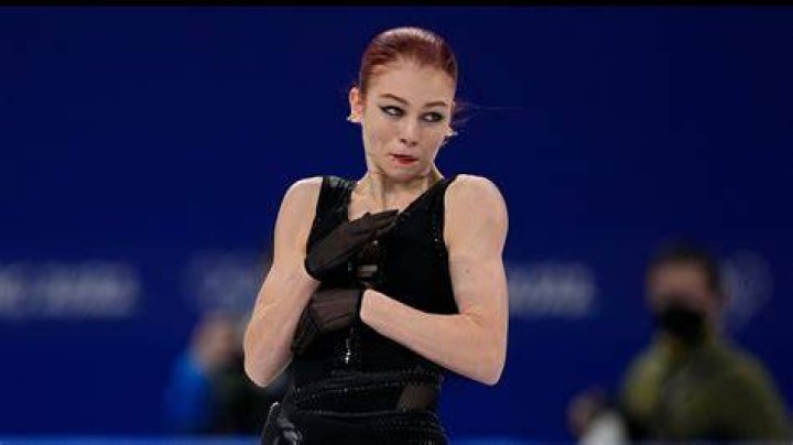 Did Alexandra Trusova skate in the gala?